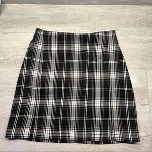 brandy melville checkered mini skirt